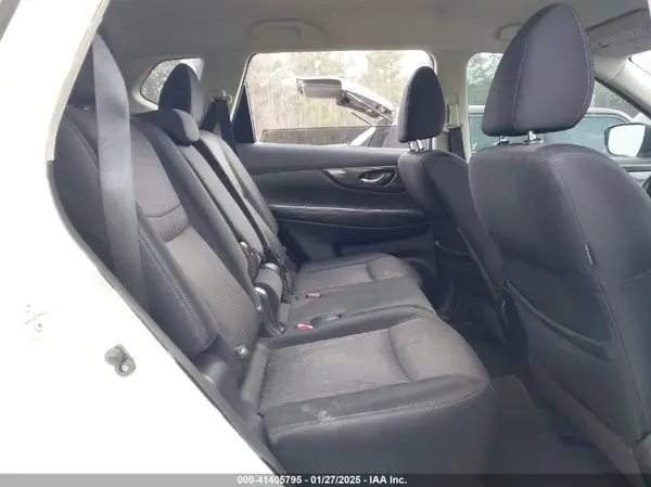 JN8AT2MT9HW145174 2017 NISSAN ROGUE - Image 8