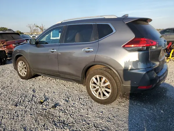 JN8AT2MT9HW145790 2017 NISSAN ROGUE - Image 2