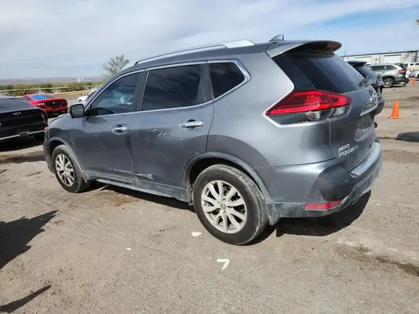 JN8AT2MT9HW146213 2017 NISSAN ROGUE - Image 2