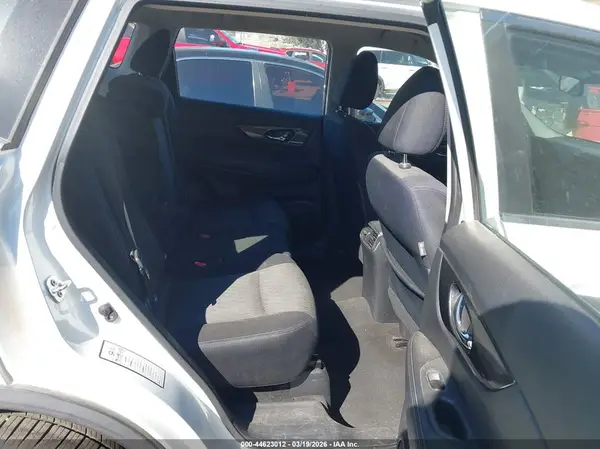 JN8AT2MT9HW149368 2017 NISSAN ROGUE - Image 8