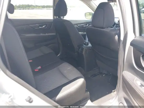 JN8AT2MT9HW150794 2017 NISSAN ROGUE - Image 8