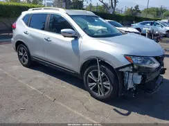 JN8AT2MT9HW154490 2017 NISSAN ROGUE