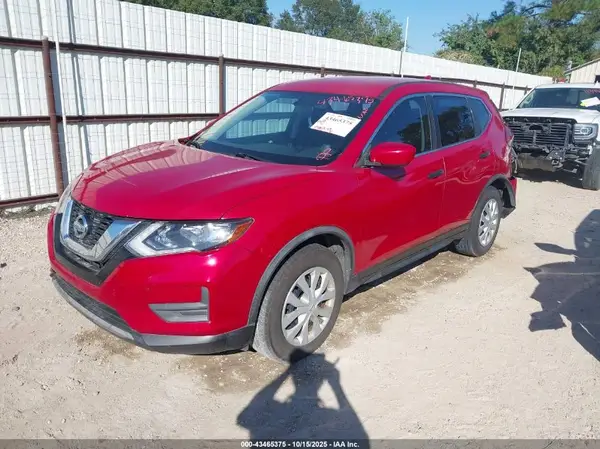 JN8AT2MT9HW380867 2017 NISSAN ROGUE - Image 2