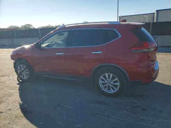 JN8AT2MT9HW382747 2017 NISSAN ROGUE - Image 2