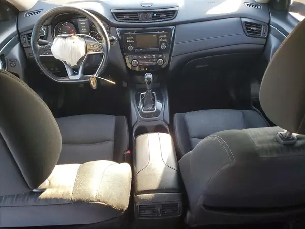 JN8AT2MT9HW382747 2017 NISSAN ROGUE - Image 8
