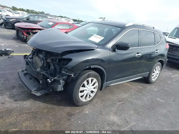 JN8AT2MT9HW384093 2017 NISSAN ROGUE - Image 2