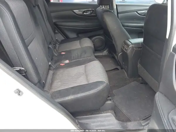 JN8AT2MT9HW384613 2017 NISSAN ROGUE - Image 8