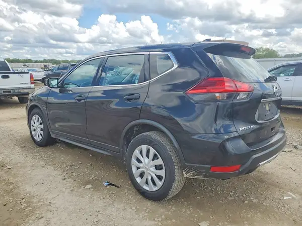 JN8AT2MT9HW384949 2017 NISSAN ROGUE - Image 2