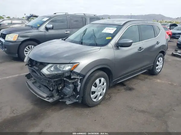 JN8AT2MT9HW387043 2017 NISSAN ROGUE - Image 2