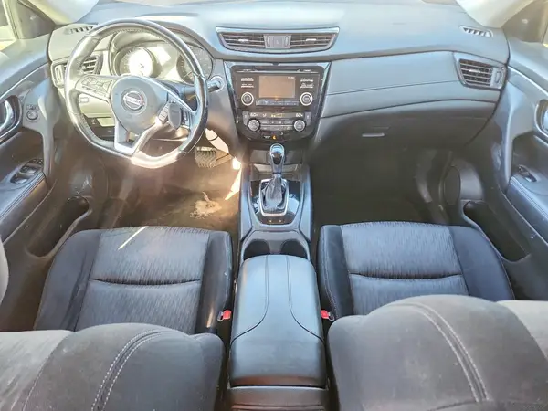 JN8AT2MT9HW391142 2017 NISSAN ROGUE - Image 8