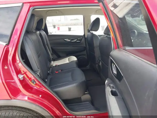 JN8AT2MT9HW391903 2017 NISSAN ROGUE - Image 8
