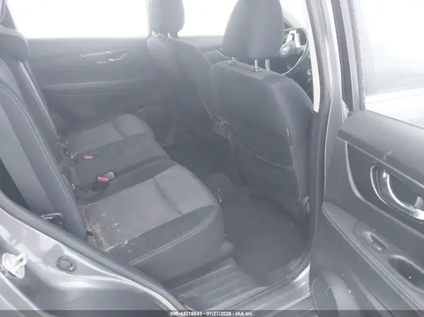 JN8AT2MT9HW394784 2017 NISSAN ROGUE - Image 8
