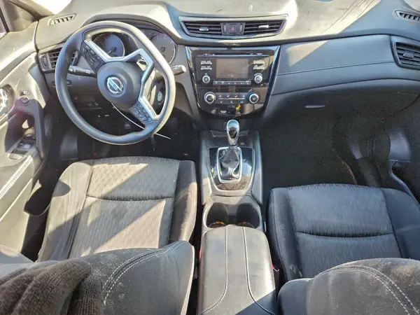 JN8AT2MT9HW399676 2017 NISSAN ROGUE - Image 8