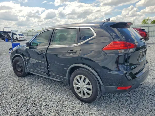 JN8AT2MT9HW400227 2017 NISSAN ROGUE - Image 2