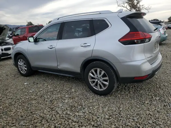 JN8AT2MT9HW402608 2017 NISSAN ROGUE - Image 2