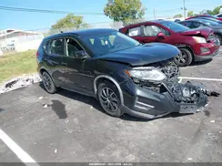 JN8AT2MT9HW404438 2017 NISSAN ROGUE
