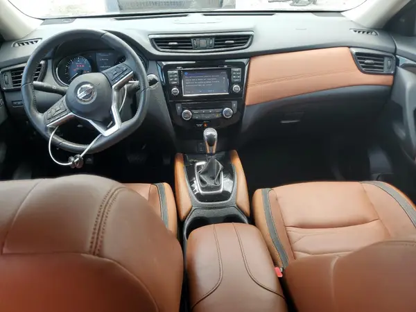 JN8AT2MT9HW405332 2017 NISSAN ROGUE - Image 8
