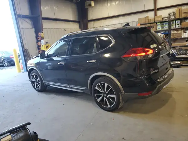 JN8AT2MT9HW405900 2017 NISSAN ROGUE - Image 2