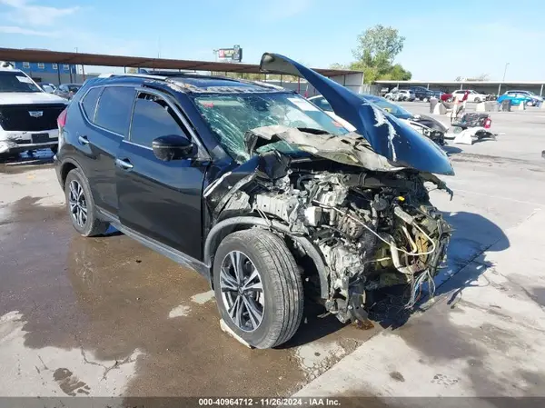 JN8AT2MT9HW406674 2017 NISSAN ROGUE - Image 1