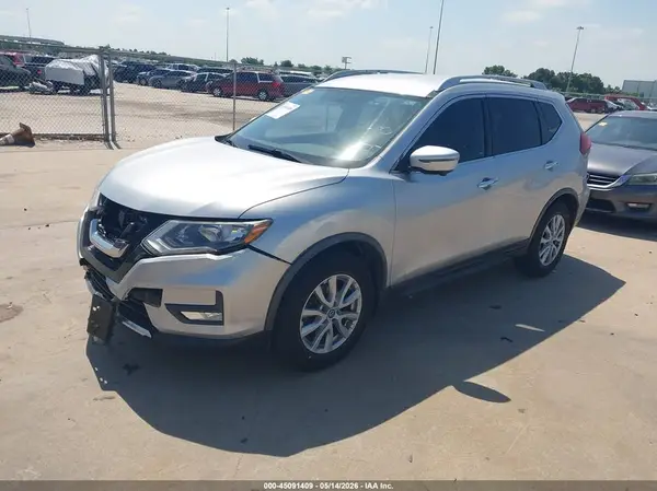 JN8AT2MT9JW451894 2018 NISSAN ROGUE - Image 2