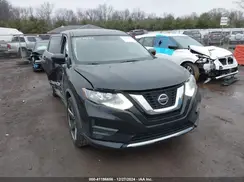 JN8AT2MT9JW451913 2018 NISSAN ROGUE