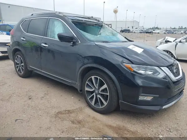 JN8AT2MT9JW451992 2018 NISSAN ROGUE - Image 1
