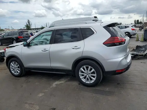 JN8AT2MT9JW453483 2018 NISSAN ROGUE - Image 2