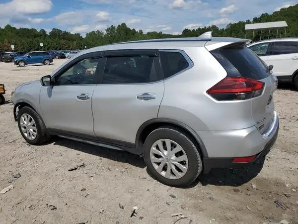 JN8AT2MT9JW456383 2018 NISSAN ROGUE - Image 2