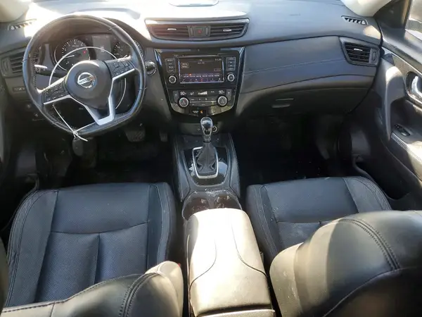 JN8AT2MT9JW457565 2018 NISSAN ROGUE - Image 8
