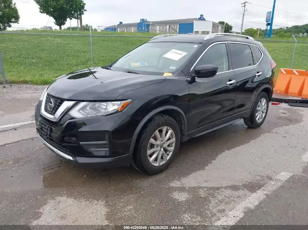 JN8AT2MT9JW458151 2018 NISSAN ROGUE - Image 2