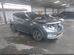JN8AT2MT9JW458330 2018 NISSAN ROGUE