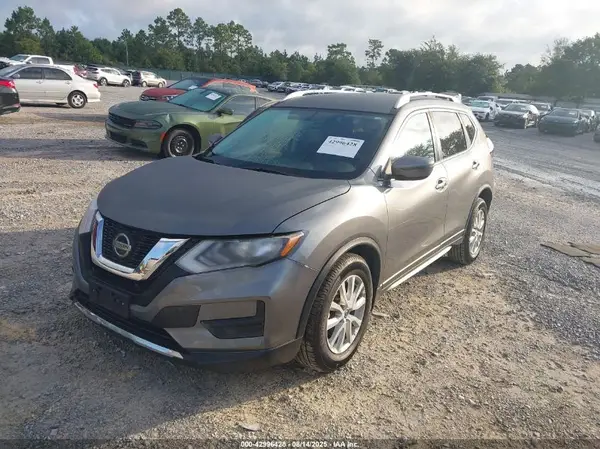 JN8AT2MT9JW458442 2018 NISSAN ROGUE - Image 2