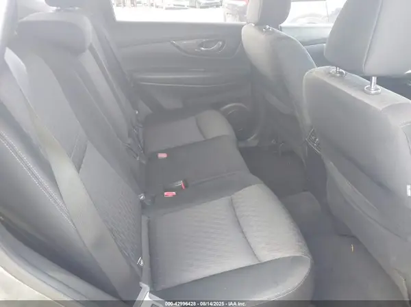 JN8AT2MT9JW458442 2018 NISSAN ROGUE - Image 8