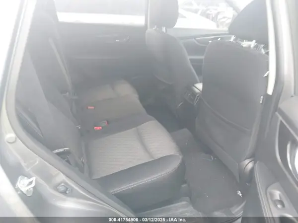 JN8AT2MT9JW459218 2018 NISSAN ROGUE - Image 8