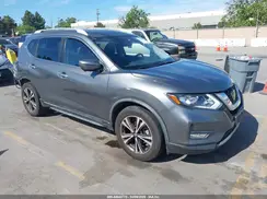 JN8AT2MT9JW460191 2018 NISSAN ROGUE