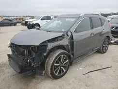 JN8AT2MT9JW460417 2018 NISSAN ROGUE