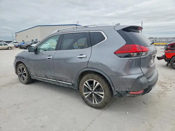 JN8AT2MT9JW461115 2018 NISSAN ROGUE - Image 2