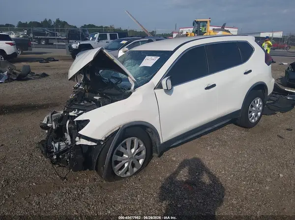 JN8AT2MT9JW461549 2018 NISSAN ROGUE - Image 2