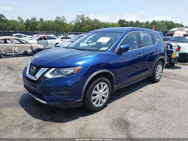 JN8AT2MT9JW463172 2018 NISSAN ROGUE - Image 2