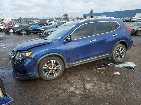 JN8AT2MT9JW463768 2018 NISSAN ROGUE - Image 1