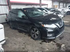 JN8AT2MT9JW464712 2018 NISSAN ROGUE