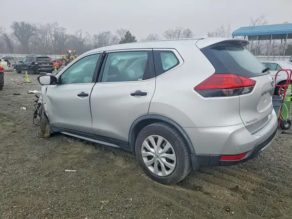 JN8AT2MT9JW464886 2018 NISSAN ROGUE - Image 2