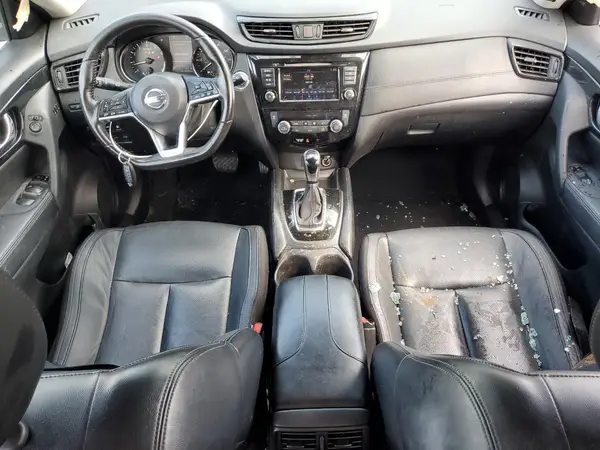 JN8AT2MT9JW466556 2018 NISSAN ROGUE - Image 8