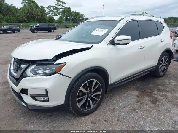 JN8AT2MT9JW468937 2018 NISSAN ROGUE - Image 2