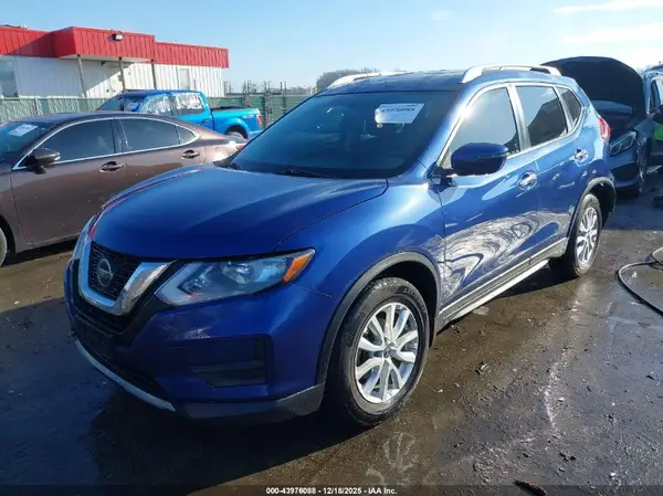 JN8AT2MT9JW487262 2018 NISSAN ROGUE - Image 2