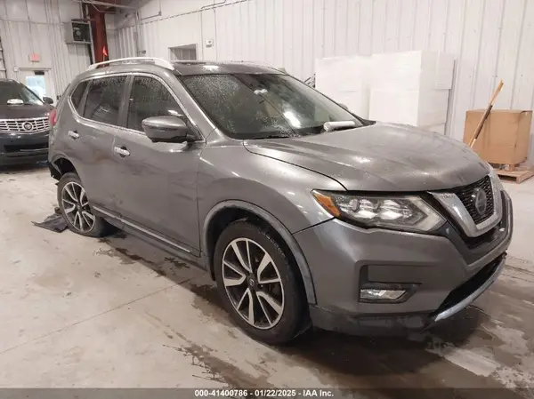 JN8AT2MT9JW489688 2018 NISSAN ROGUE - Image 1