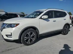 JN8AT2MT9JW492543 2018 NISSAN ROGUE