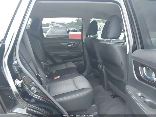 JN8AT2MT9KW251762 2019 NISSAN ROGUE - Image 8