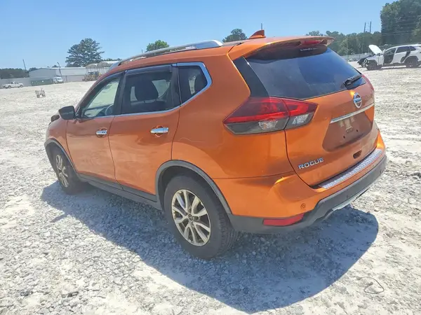 JN8AT2MT9KW254466 2019 NISSAN ROGUE - Image 2