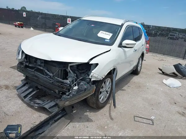 JN8AT2MT9KW255083 2019 NISSAN ROGUE - Image 2